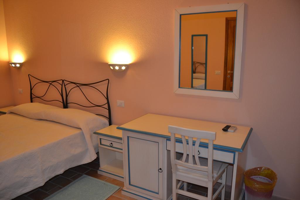 B&B La Pavoncella San Teodoro  Oda fotoğraf
