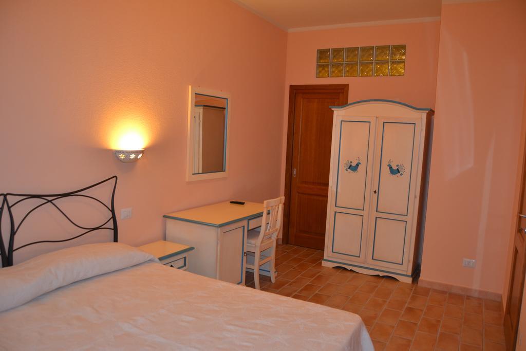 B&B La Pavoncella San Teodoro  Oda fotoğraf